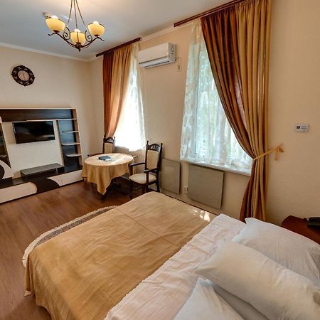 Aleksandria Hotel Kijev Kültér fotó