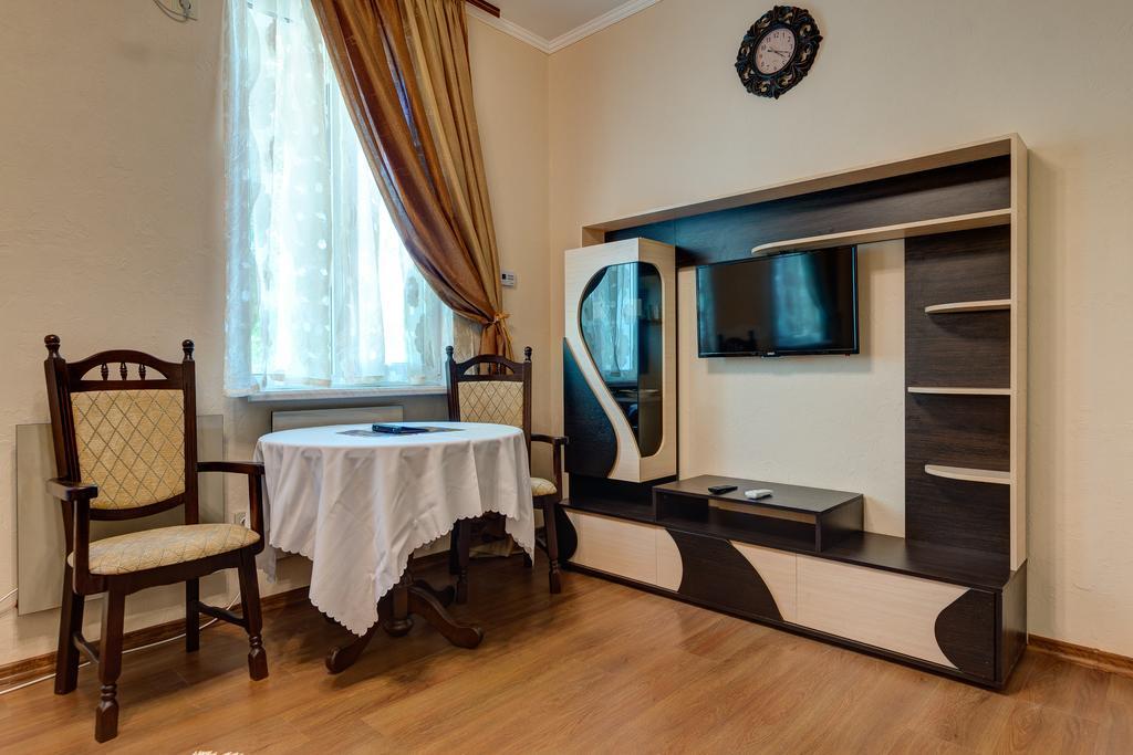 Aleksandria Hotel Kijev Kültér fotó
