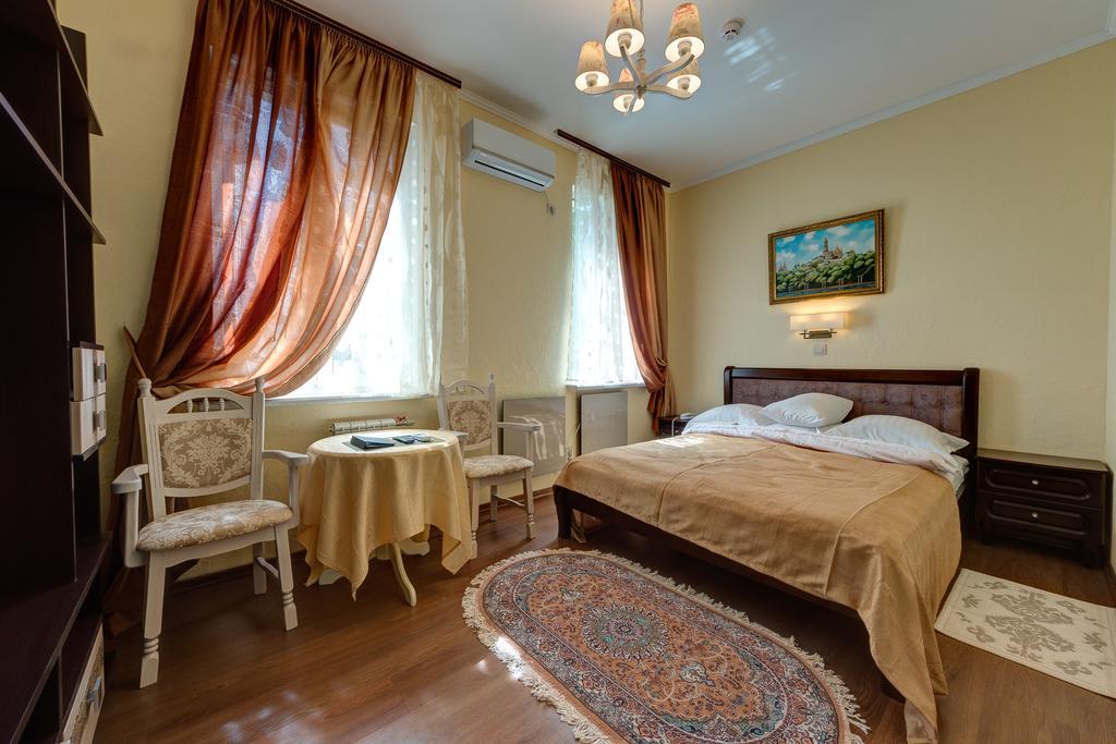 Aleksandria Hotel Kijev Kültér fotó