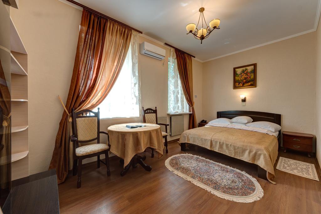 Aleksandria Hotel Kijev Kültér fotó